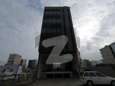 A Building Of 100 Square Yards In Zulfiqar Commercial Area