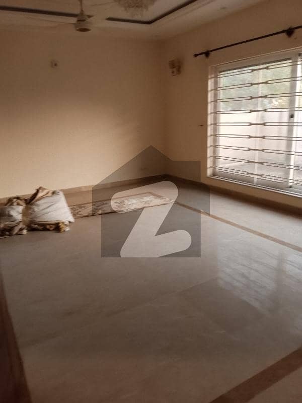 14 Marla 3 Bedrooms Open Basement For Rent