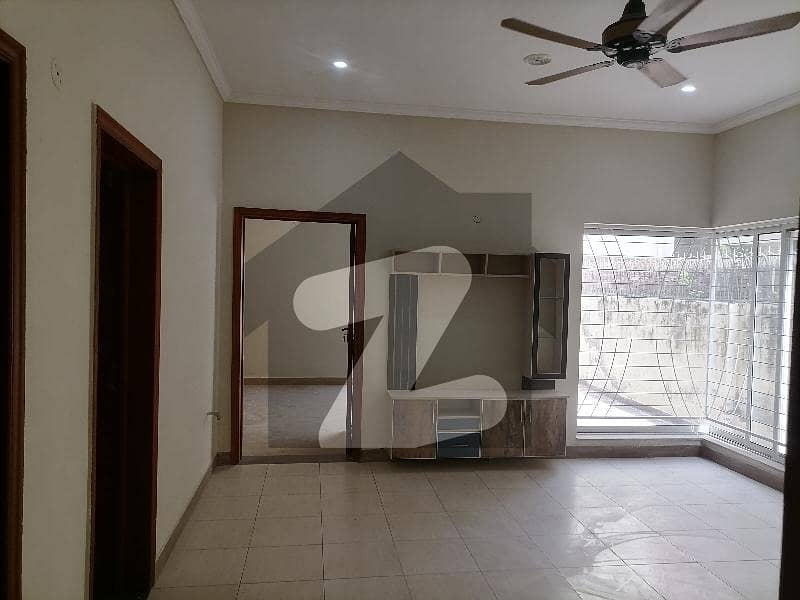 House In Divine Gardens For Sale