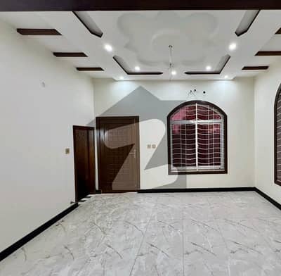 Prime Location 10 Marla House In Wapda Town Is Available