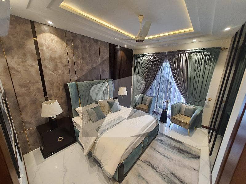 1 Kanal Fully Furnished Ideal Location