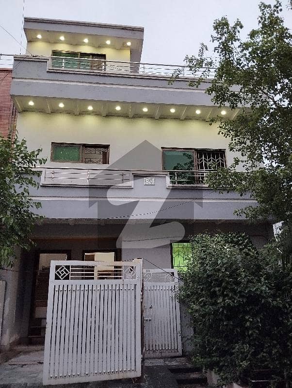 25x40 Beautifull House For Sale in G-13