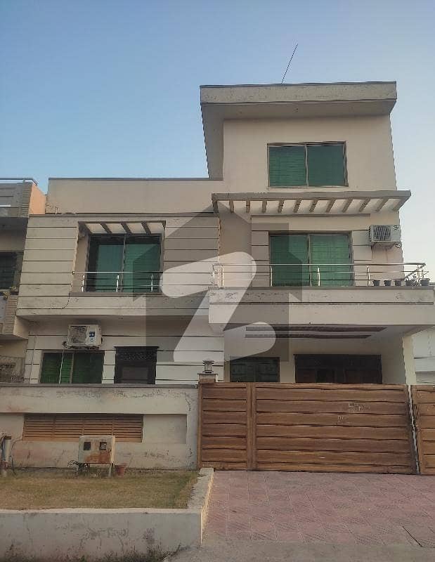 35x70 Beautifull House For Sale In G-13