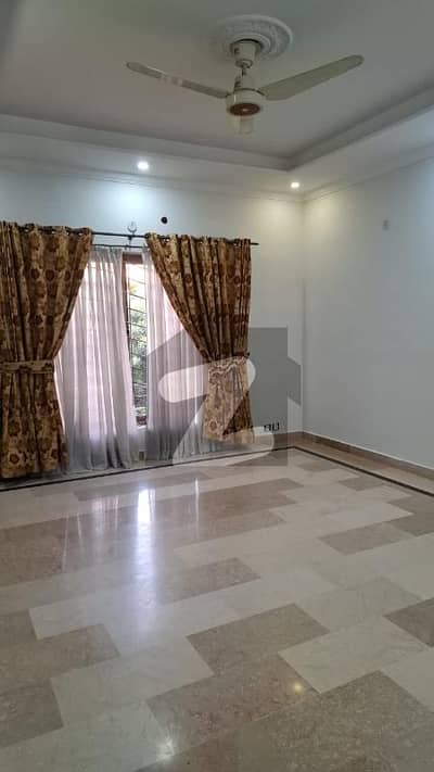 1 KANAL UPPER PORTION FOR RENT