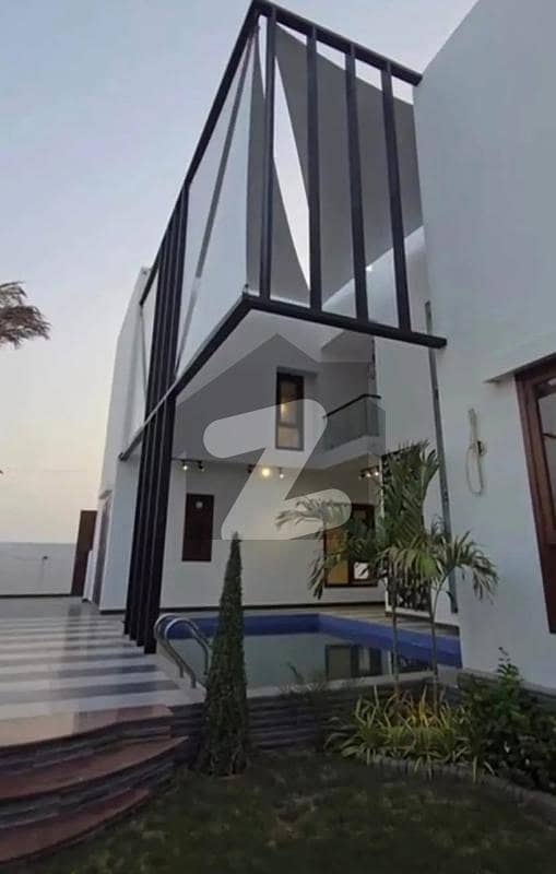 ڈی ایچ اے فیز 8 ڈی ایچ اے ڈیفینس,کراچی میں 6 کمروں کا 2 کنال مکان 42.0 کروڑ میں برائے فروخت۔