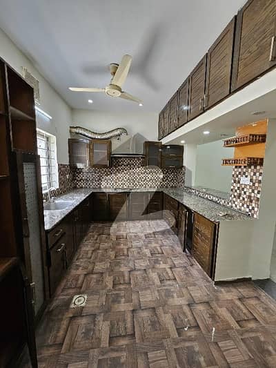 14 Marla Full House For Rent In G-13, Beautiful Location