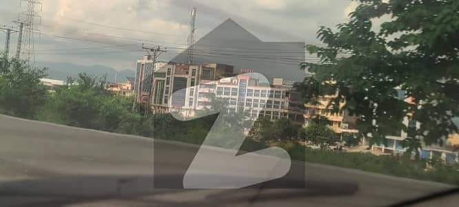 کاہنہ پل اسلام آباد میں 13 مرلہ عمارت 2.5 کروڑ میں برائے فروخت۔
