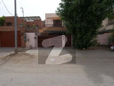 ڈی ایچ اے فیز 7 ڈی ایچ اے ڈیفینس,کراچی میں 5 کمروں کا 1 کنال مکان 5.0 لاکھ میں کرایہ پر دستیاب ہے۔