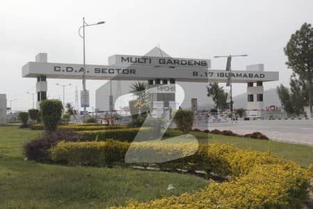 Prime Location 8 Marla Plot For Sale