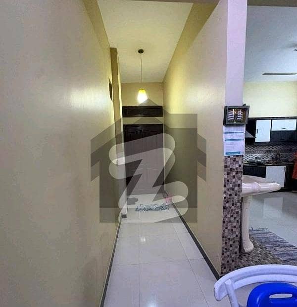 1050 Square Feet Flat In Amil Colony For Sale