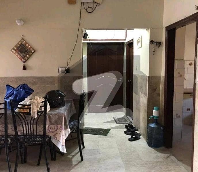 Buy A Flat Of 1050 Square Feet In Jamshed Road
