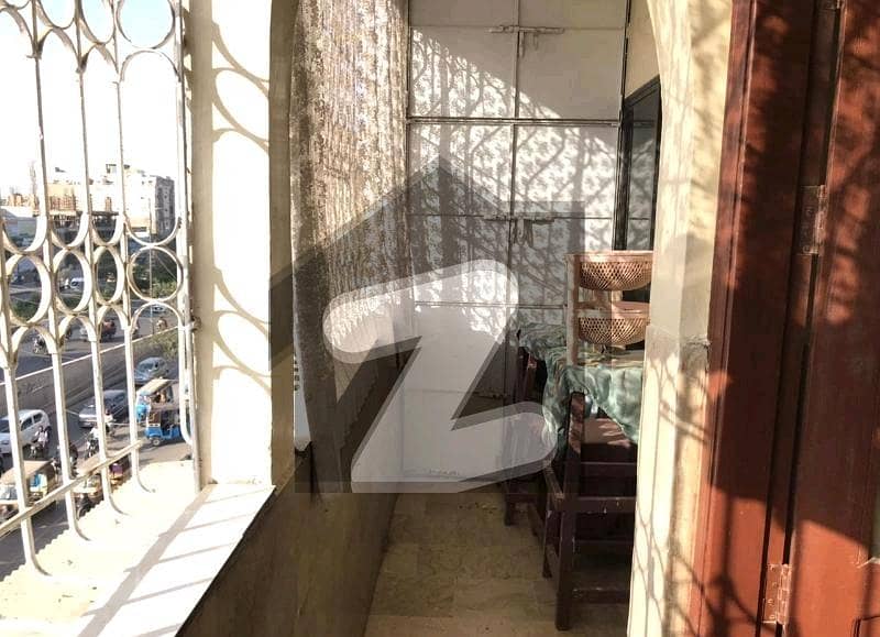 1550 Square Feet Flat In Parsi Colony