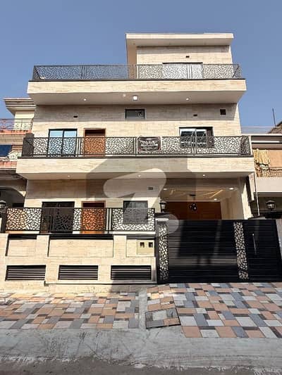 In G-10/4 House Sized 1500 Square Feet For sale