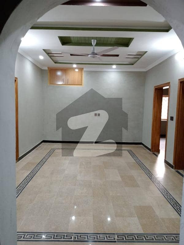 بنی گالہ اسلام آباد میں 2 کمروں کا 1 کنال مکان 60.0 ہزار میں کرایہ پر دستیاب ہے۔