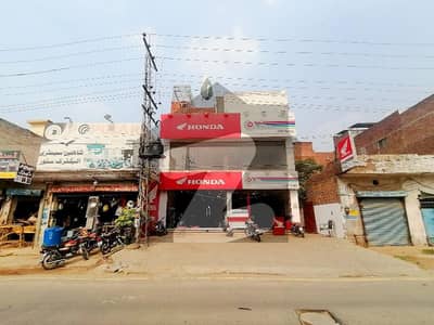 گرین ٹاؤن ۔ مین مارکیٹ روڈ گرین ٹاؤن سیکٹر ڈی 2,لاہور میں 10 مرلہ عمارت 7.5 کروڑ میں برائے فروخت۔