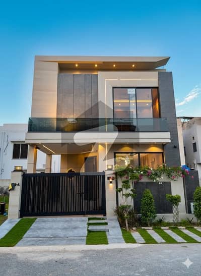 Charming 3-Bedroom 5 Marla House In DHA Modern Comfort With Stylish Finishes