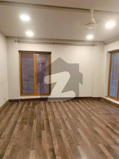 E/11/3 Northern Strip Maind Blowing Beautiful Lower Ground Open Wood Flooring 4beds Rent 185000 Real Pic