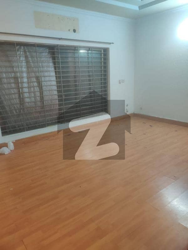 10 Marla Tiled Flooring Ground Portion For Rent