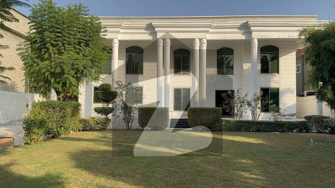 2 Kanal White House Style Luxury Mansion
