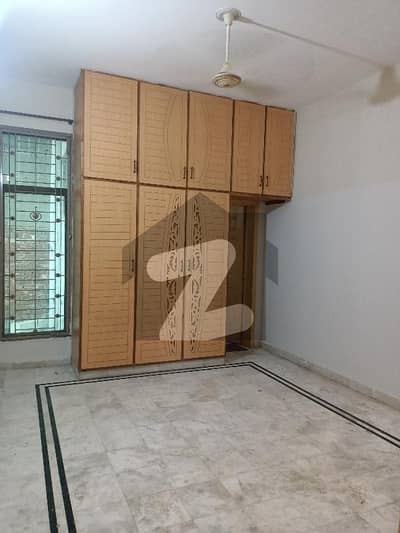 پی