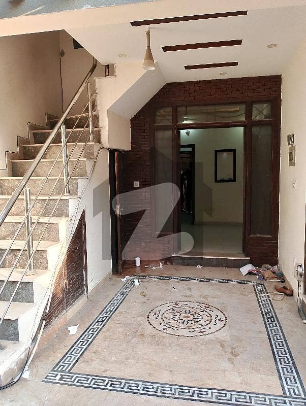 جی ۔ 13 اسلام آباد میں 3 کمروں کا 4 مرلہ مکان 85.0 ہزار میں کرایہ پر دستیاب ہے۔