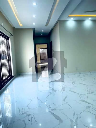 Brand New 5 Bed Brig House In Askari 10 Sec S Available For Urgent Rent!
