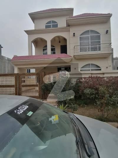 10 Marla Brand New House Available For Rent In FF Block Citi Housing Gujranwala