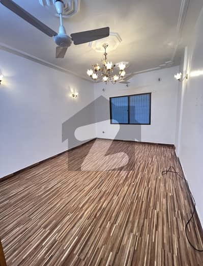 Apartment For Rent Clifton Block 8
