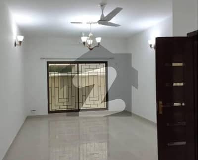 House Sized 12 Marla Available In Askari 3