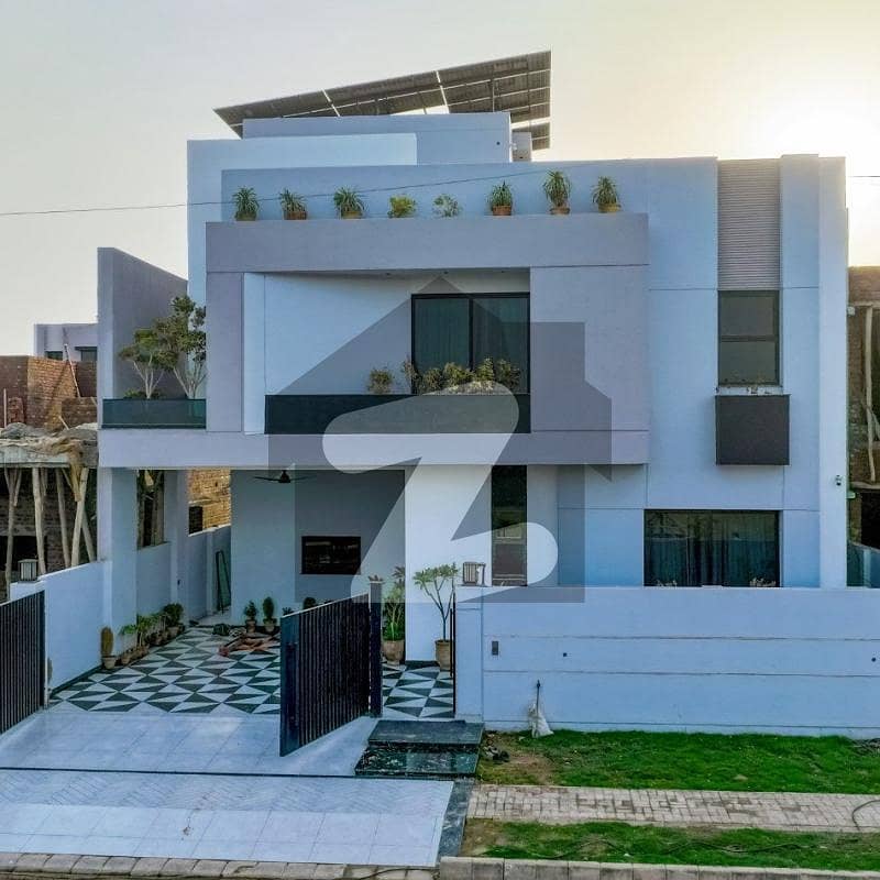 12 MARLA OUTSTANDING HOUSE FOR SALE IN DHA MULTAN