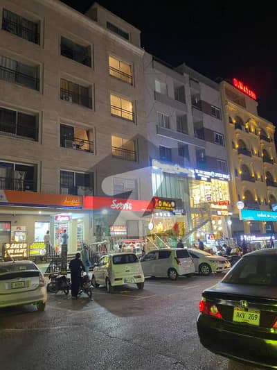 FURNISHED CORNER APARTMENT FLAT AT CDA B BLOCK -MARKAZ B-17