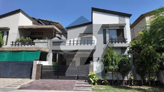 Own A House In 10 Marla Lahore