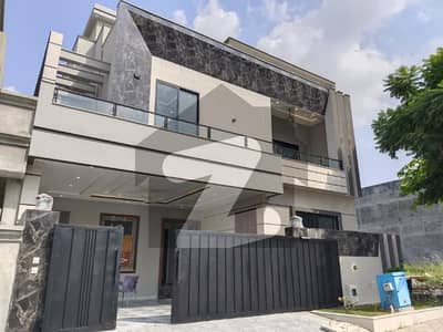 Prime Location 10 Marla House In Beautiful Location Of Top City 1 - Block A In Islamabad