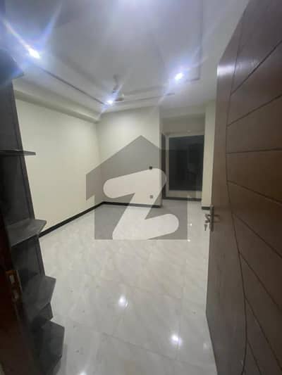 10 Marla Upper Portion Available For Rent B-17 Islamabad