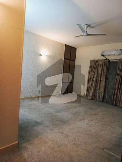 1 KANAL HOUSE IN DHA PHASE 3