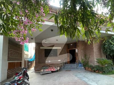 ڈی