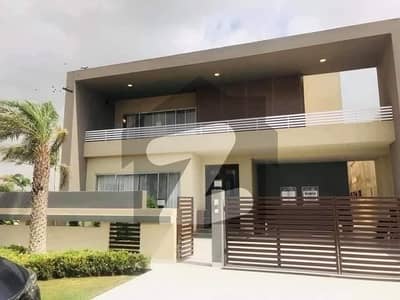 500sq yd 5 Bedrooms Luxury Villa is Available FOR RENT. 6km from Entrance of BTK. 5 Bed DDL 2 Kitchens