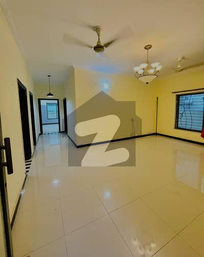 Good Condition 12 Marla House Fully Tiled 4 Bedrooms For Rent