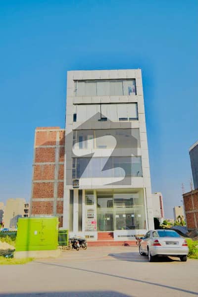 4 Marla Commercial 2nd Floor for Rent in DHA Phase 6 Prime Location