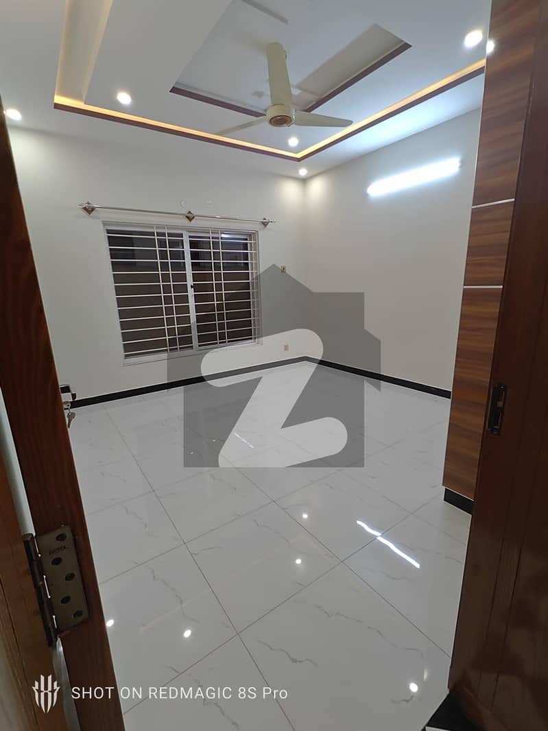 12 Marla Beautiful House For Sale