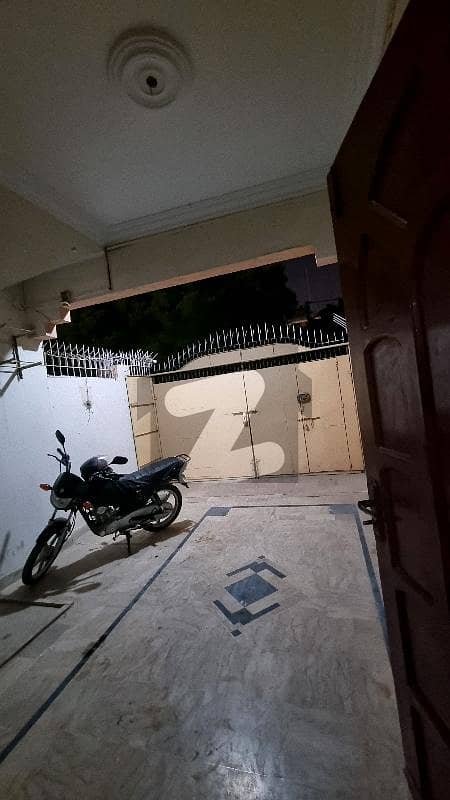 گلستانِِ جوہر ۔ بلاک 15 گلستانِ جوہر,کراچی میں 4 کمروں کا 4 مرلہ مکان 4.15 کروڑ میں برائے فروخت۔