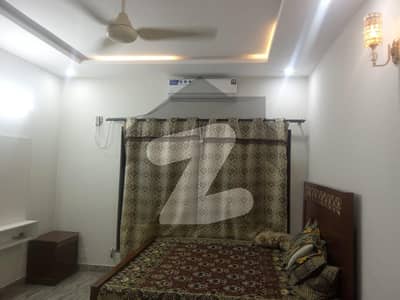 Brand New Furnished Ground Portion With Separate Gate (1 Kanal)