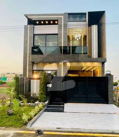 5 Marla 40 Feet Road  Brand New House For Sale Direct Meeting With Owner In Parkview City Lahore