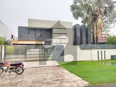 1 Kanal Slightly Used Modern Design House For Rent In DHA Phase 3 Lahore.