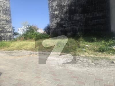 4 Marla South Facing Commercial Plot For Sale In Commercial-II, Naval Anchorage, Islamabad