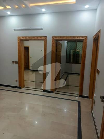 Beautiful Upper Portion Available For Rent In Park Road Near To Commodore School