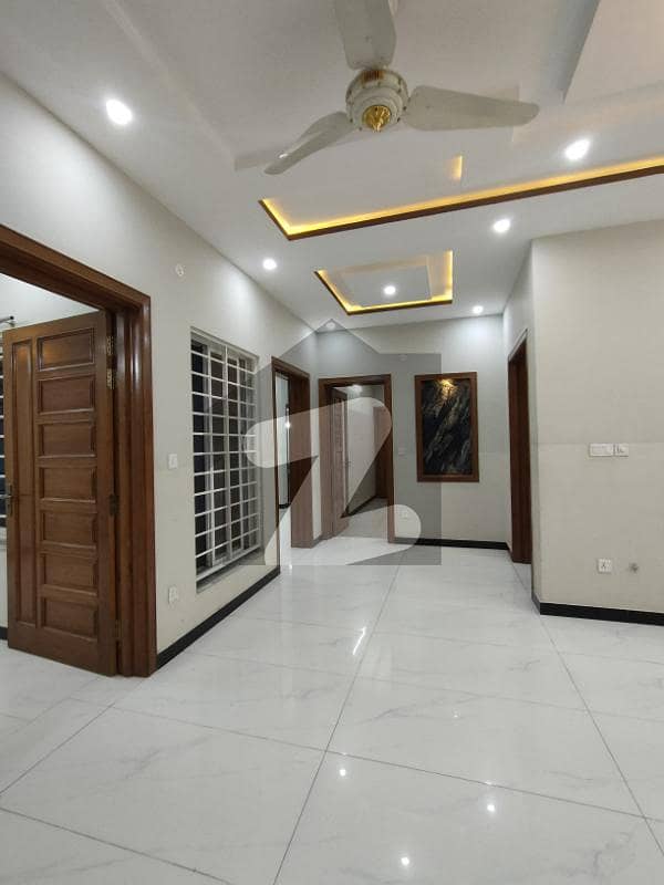35X70 Luxury Ground Portion For Rent In G-13 Islamabad 35X70 Luxury Ground Portion For Rent In G-13 Islamabad
