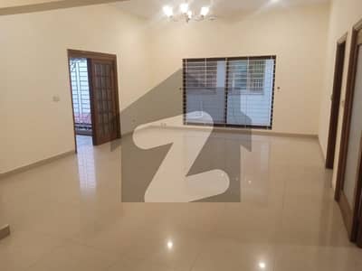 Luxury Upper Portion for Rent DHA Phase VII (Near Khy-Rahat) | 1000 Yards | Chance Deal!