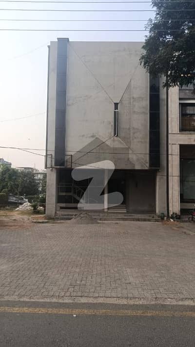 6 Marla Full Plaza Available For Rent In Phase 4 FF