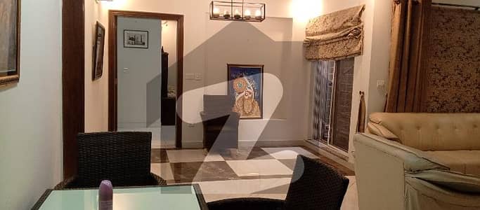 ڈی ایچ اے 9 ٹاؤن ڈیفنس (ڈی ایچ اے),لاہور میں 1 کمرے کا 5 مرلہ کمرہ 45.0 ہزار میں کرایہ پر دستیاب ہے۔